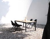 Table de jardin en teck et aluminium haut de gamme - FERMO NOIR 200CM
